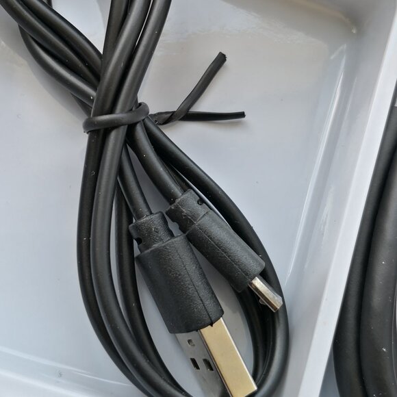 Avedio Links HDMI Splitter 1 In 2 Out 4K For Dual Monitor Full HD 1080P 5' Cable - Picture 9 of 10